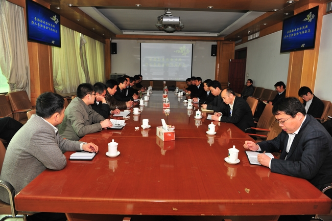 集团公司在运河煤矿召开“机电对标管理”现场专题会
