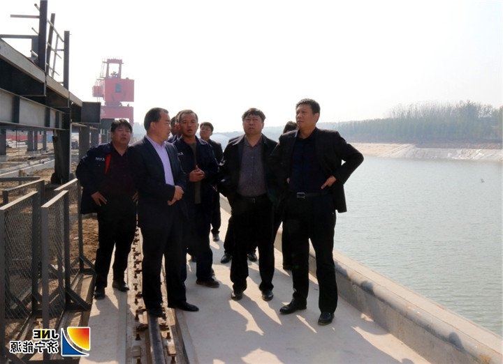 济矿物流：11月2日张总到物流公司督导检查工作2（孙继业  摄）_meitu_2.jpg