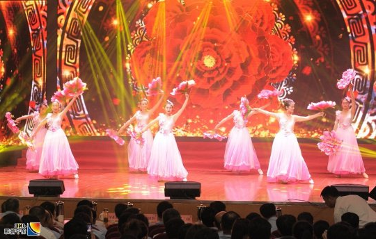 济宁能源发展集团举办“说唱新时代 欢歌贺华章”文艺汇演