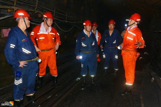 张广宇到霄云煤矿调研指导工作