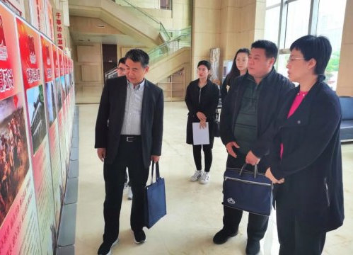 市委党史学习教育巡回指导组市直十组督导集团公司党史学习教育开展情况