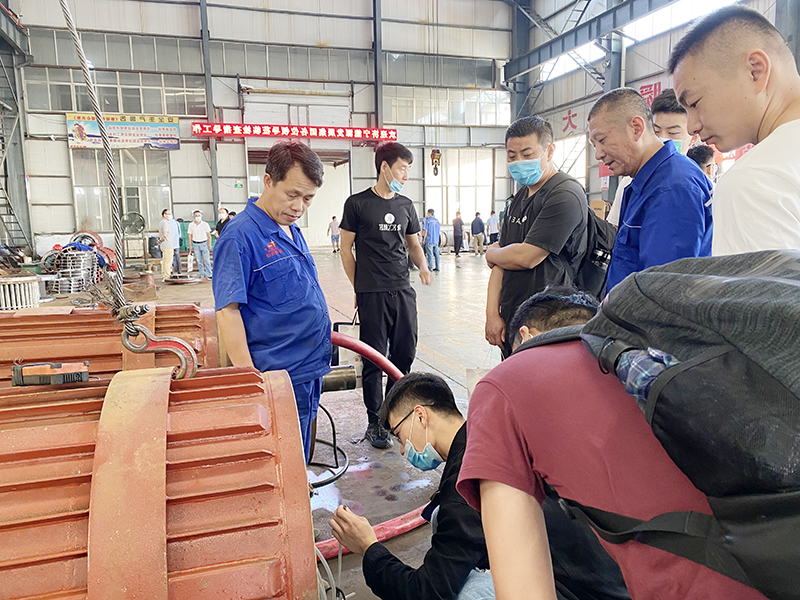 致远教育：“多元化”教育模式赢得学员拍手点赞 (1).jpg