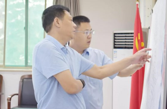 张广宇到运河煤矿、龙拱港检查指导国庆期间安全工作 看望慰问一线值守职工