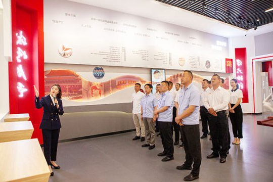 我们入党啦！义桥煤矿举行预备党员宣誓活动