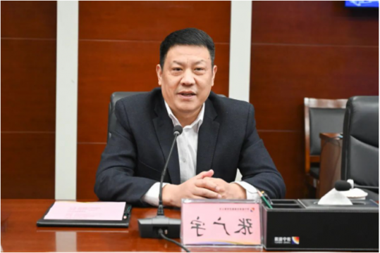 华夏银行总行客人到访济宁能源开展调研活动