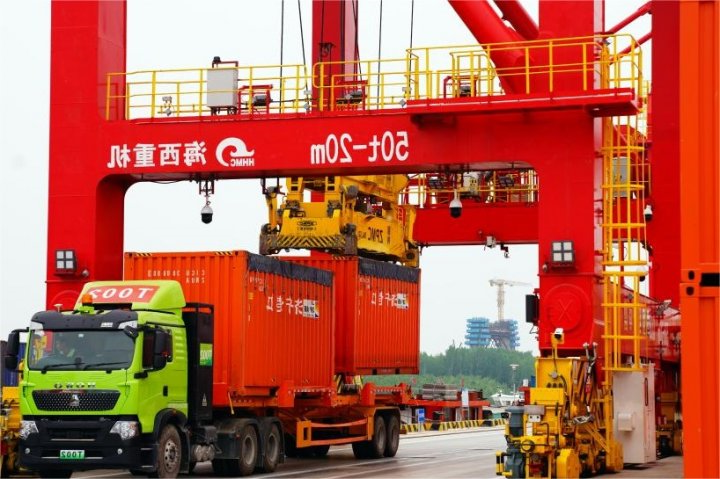 党建引领，中交润杨顺利实现目标任务“双过半”