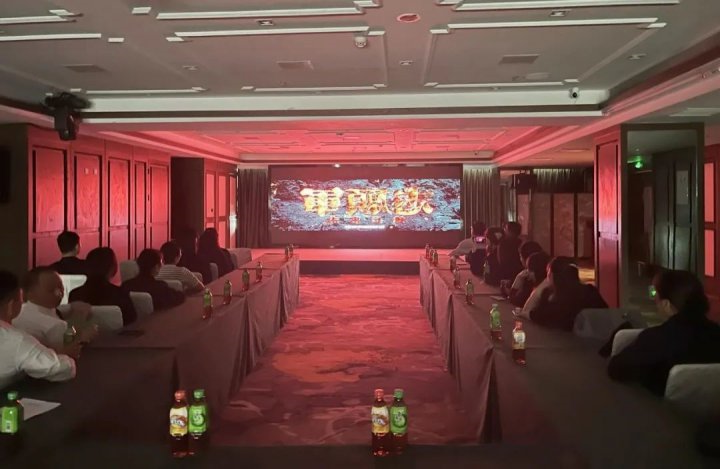 文明实践月丨融兴商业开展爱国主义教育观影活动