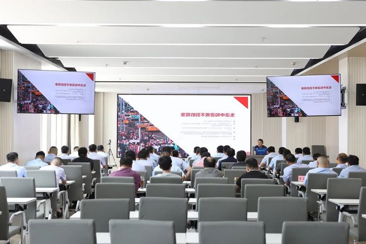 新址第一课！致远教育乔迁新址后迎来首批学员