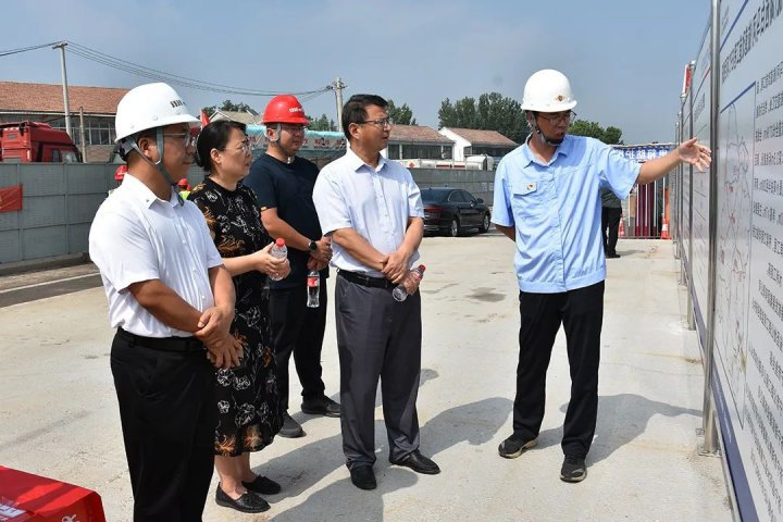 济宁市总工会到济宁能源集团开展“夏送清凉 情系职工”慰问活动