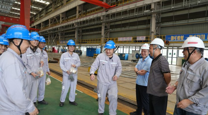 把甜蜜送到一线！济宁能源集团多彩活动庆中秋